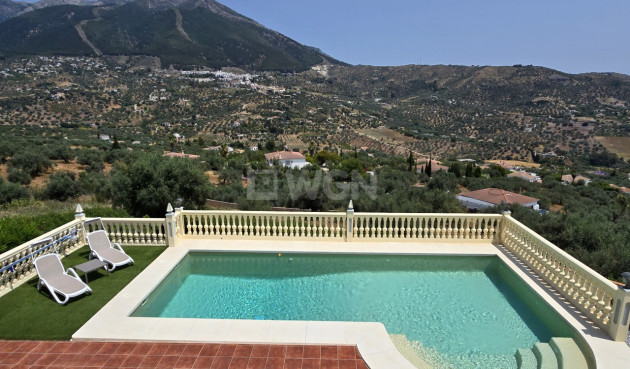 Odsprzedaż - Villa - Alcaucín - Inland