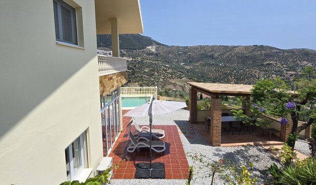 Odsprzedaż - Villa - Alcaucín - Inland