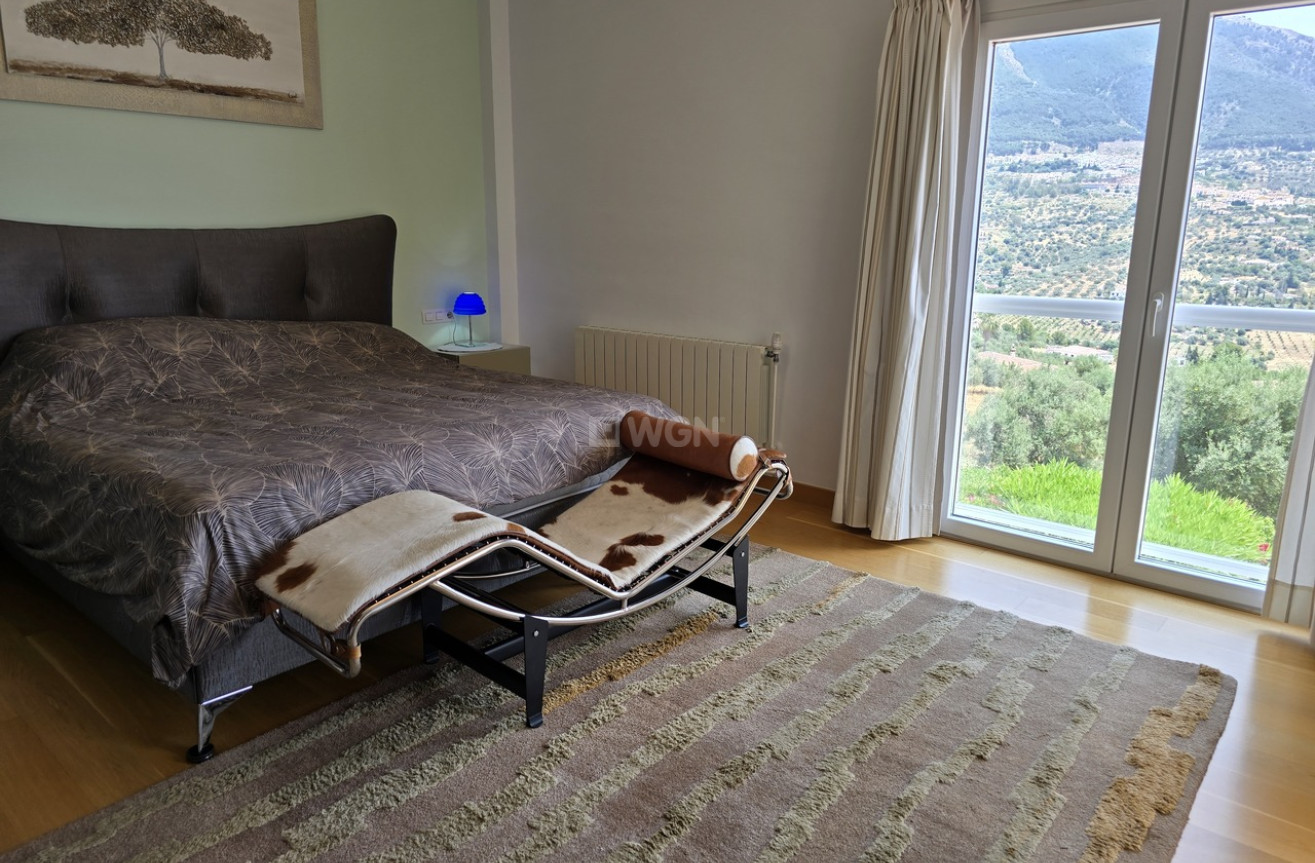 Odsprzedaż - Villa - Alcaucín - Inland