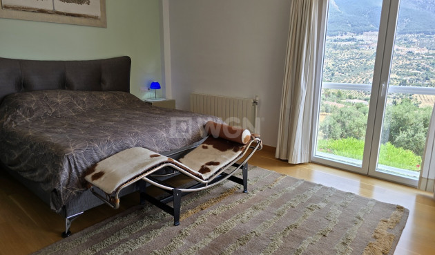 Odsprzedaż - Villa - Alcaucín - Inland