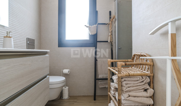 Odsprzedaż - Mieszkanie w bloku - Torrevieja - Costa Blanca