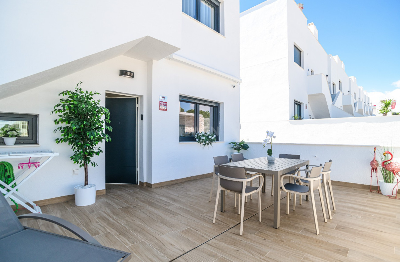 Odsprzedaż - Mieszkanie w bloku - Torrevieja - Costa Blanca