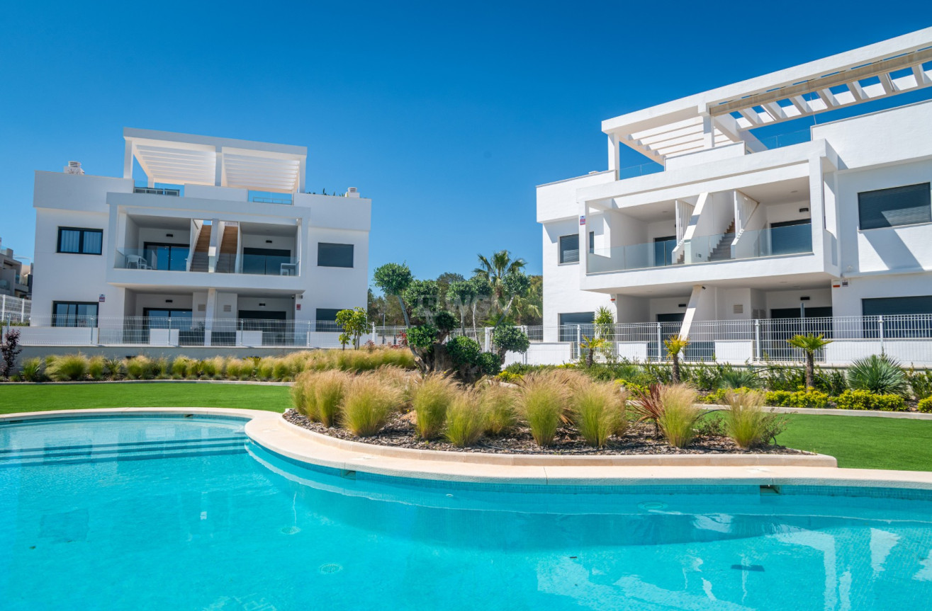 Odsprzedaż - Mieszkanie w bloku - Torrevieja - Costa Blanca