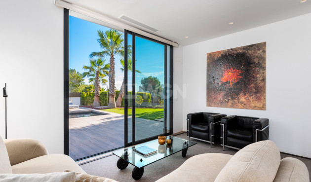 Odsprzedaż - Villa - Las Colinas Golf - Costa Blanca