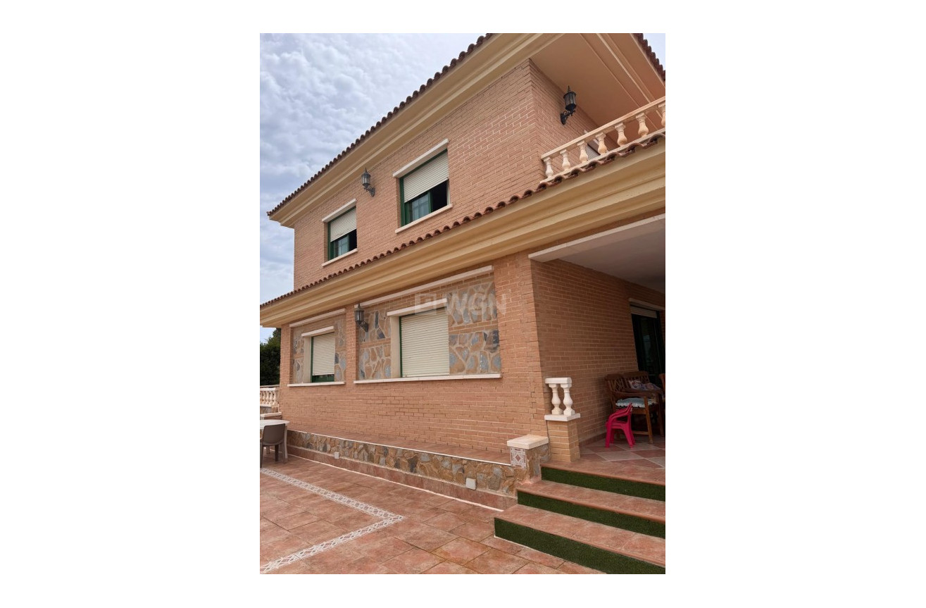 Odsprzedaż - Villa - Benidorm - Costa Blanca