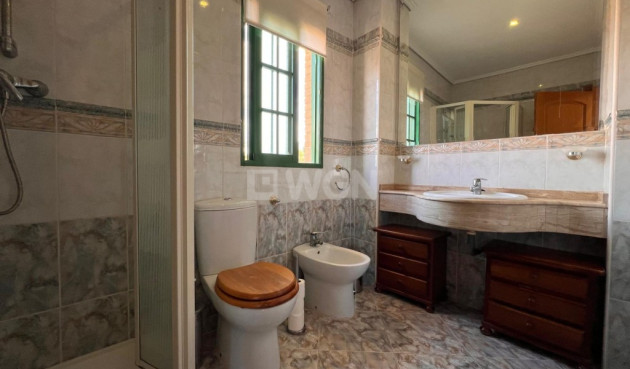 Odsprzedaż - Villa - Benidorm - Costa Blanca