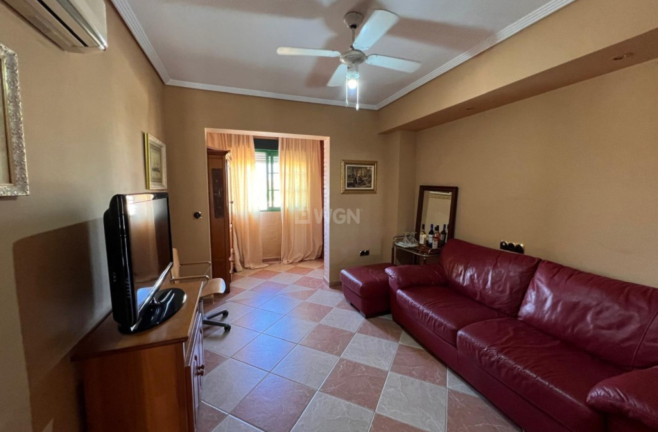 Odsprzedaż - Villa - Benidorm - Costa Blanca