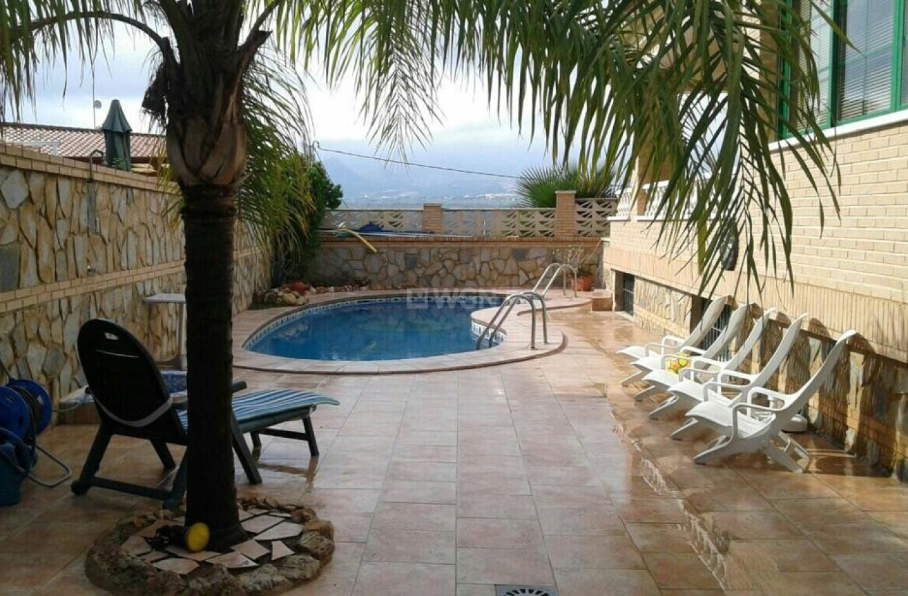 Odsprzedaż - Villa - Benidorm - Costa Blanca