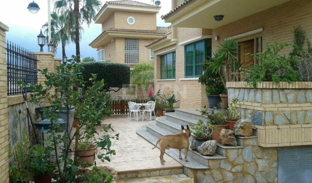 Odsprzedaż - Villa - Benidorm - Costa Blanca