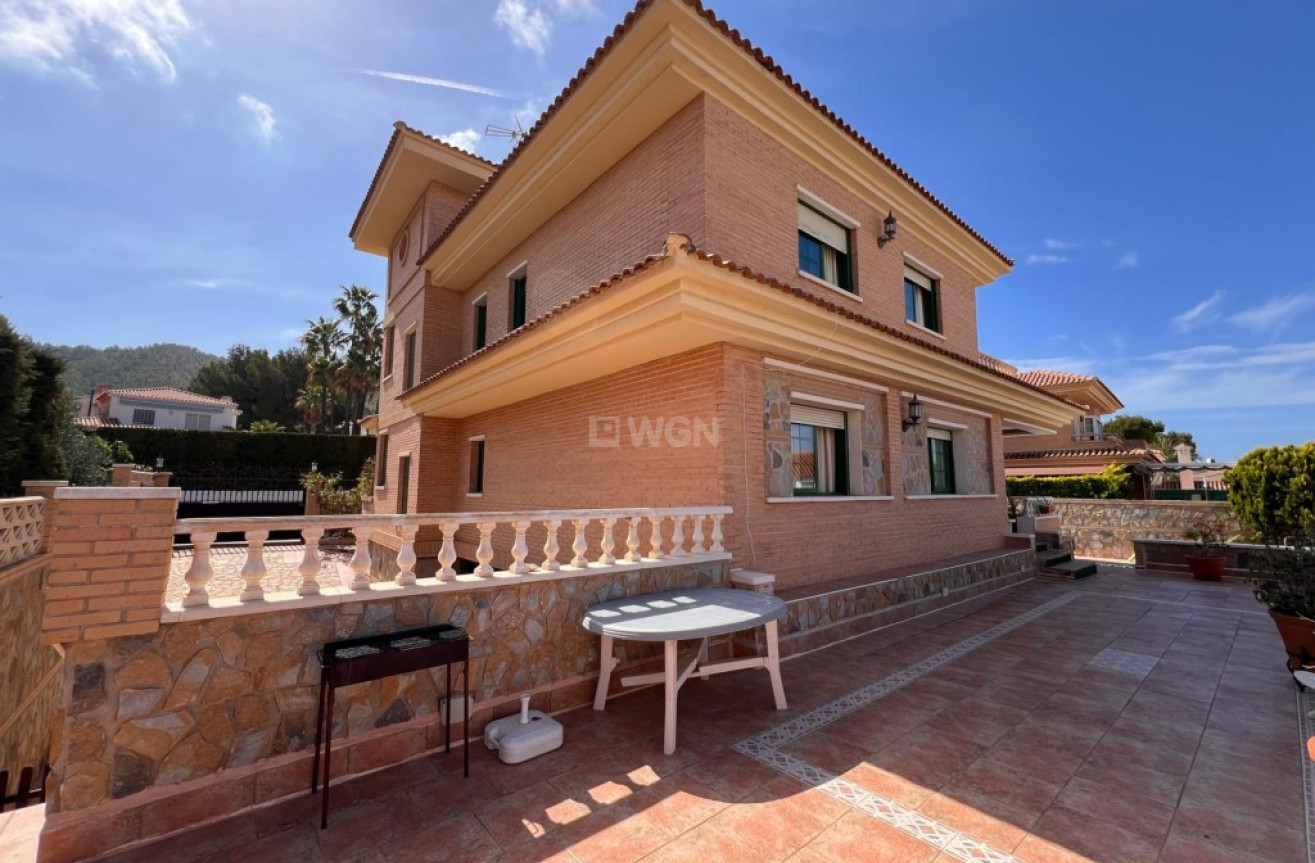 Odsprzedaż - Villa - Benidorm - Costa Blanca