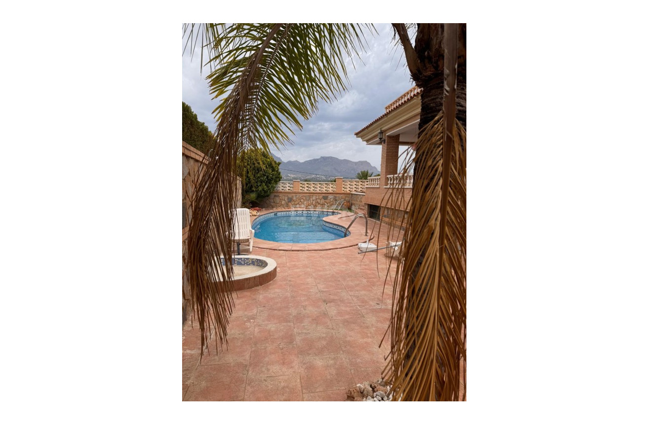 Odsprzedaż - Villa - Benidorm - Costa Blanca