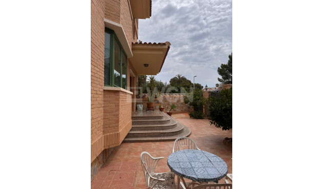 Odsprzedaż - Villa - Benidorm - Costa Blanca