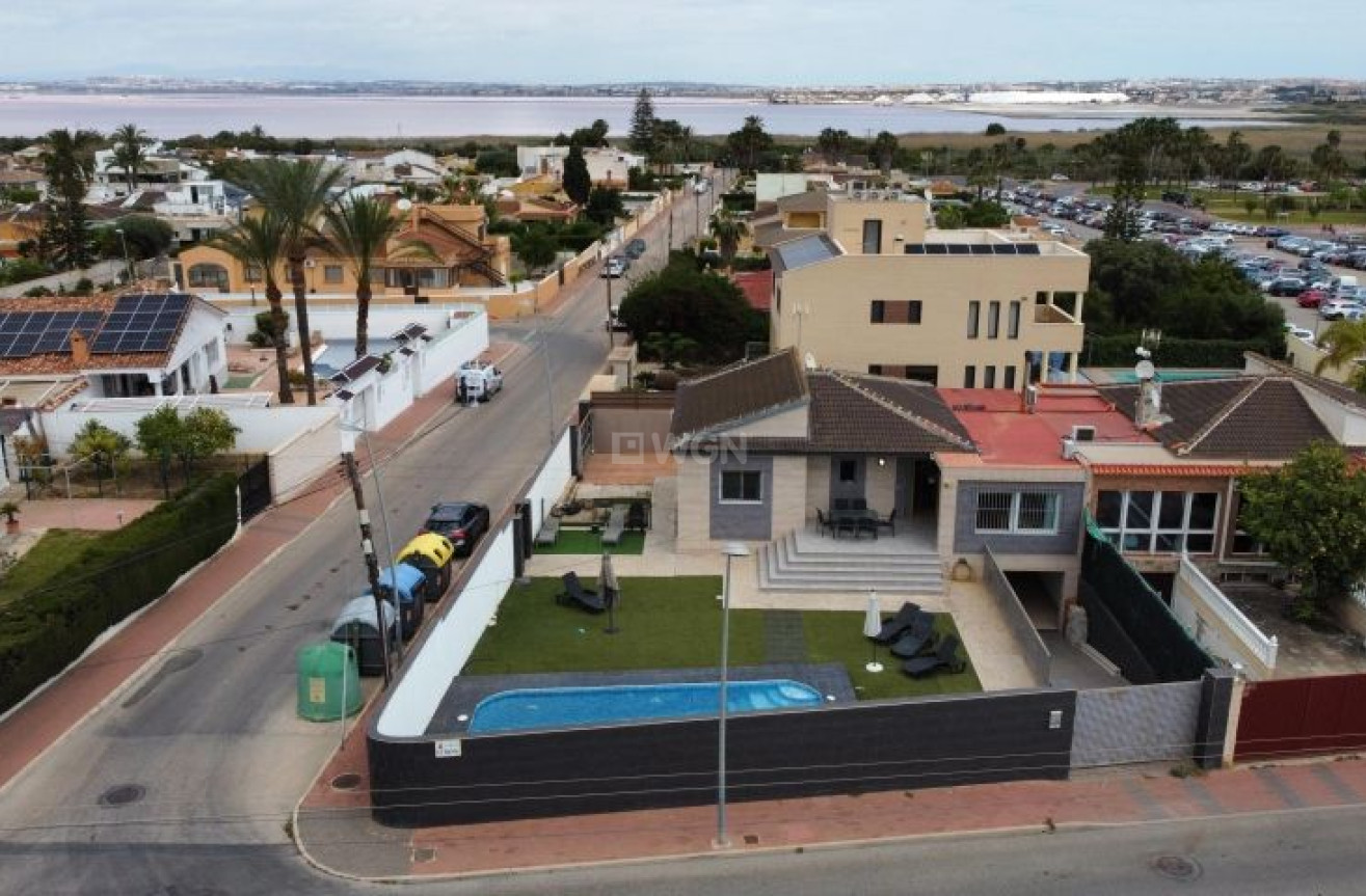 Reventa - Villa - Torrevieja - Costa Blanca