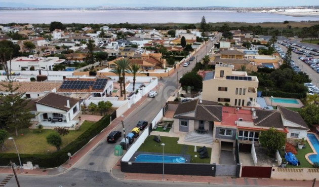 Reventa - Villa - Torrevieja - Costa Blanca