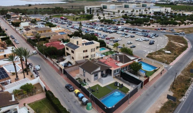 Reventa - Villa - Torrevieja - Costa Blanca