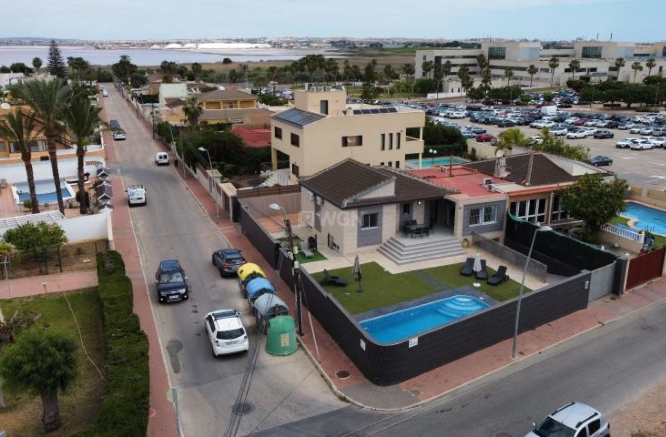 Reventa - Villa - Torrevieja - Costa Blanca