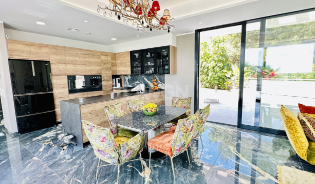 Wiederverkauf - Villa - Las Colinas Golf - Costa Blanca