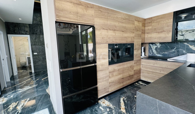 Wiederverkauf - Villa - Las Colinas Golf - Costa Blanca