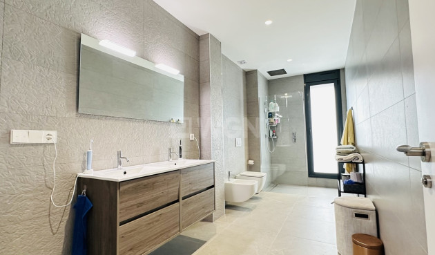 Wiederverkauf - Villa - Las Colinas Golf - Costa Blanca