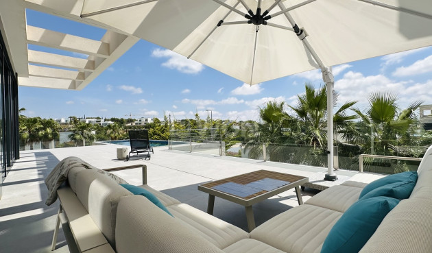 Wiederverkauf - Villa - Las Colinas Golf - Costa Blanca