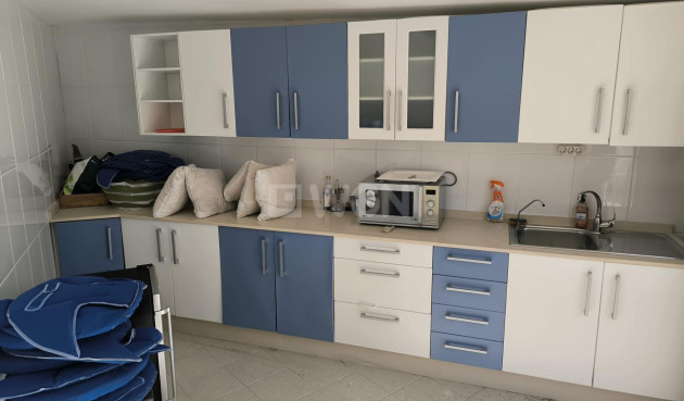 Resale - Villa - Torrevieja - La Siesta