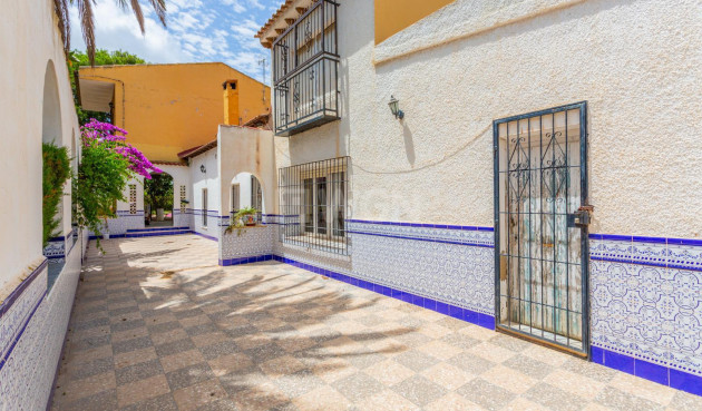 Wiederverkauf - Villa - Los Montesinos - Costa Blanca