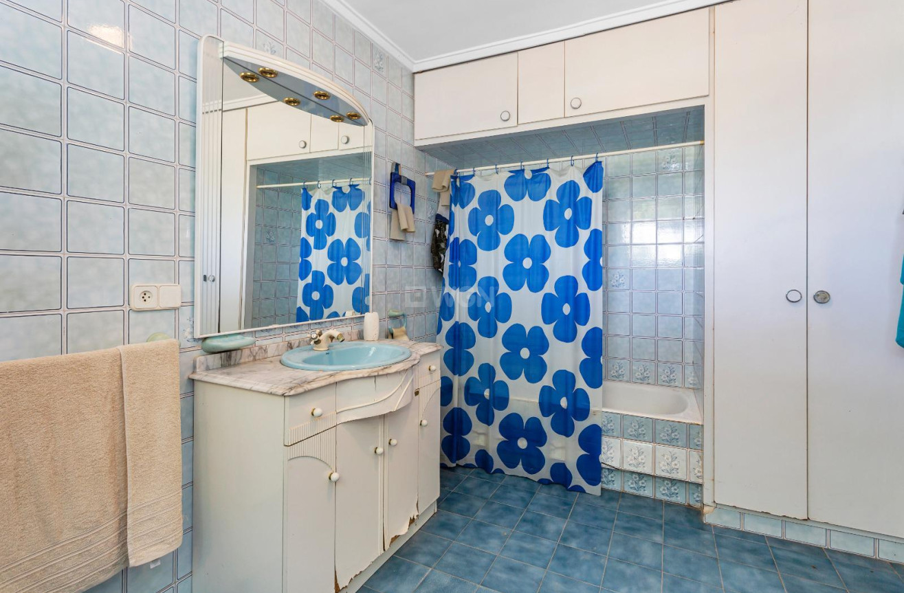 Wiederverkauf - Villa - Los Montesinos - Costa Blanca