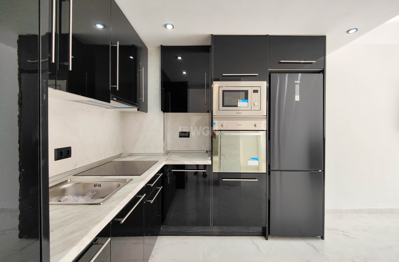 Resale - Apartment / flat - Orihuela Costa - Costa Blanca