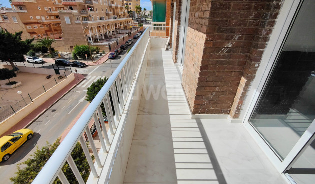 Resale - Apartment / flat - Orihuela Costa - Costa Blanca