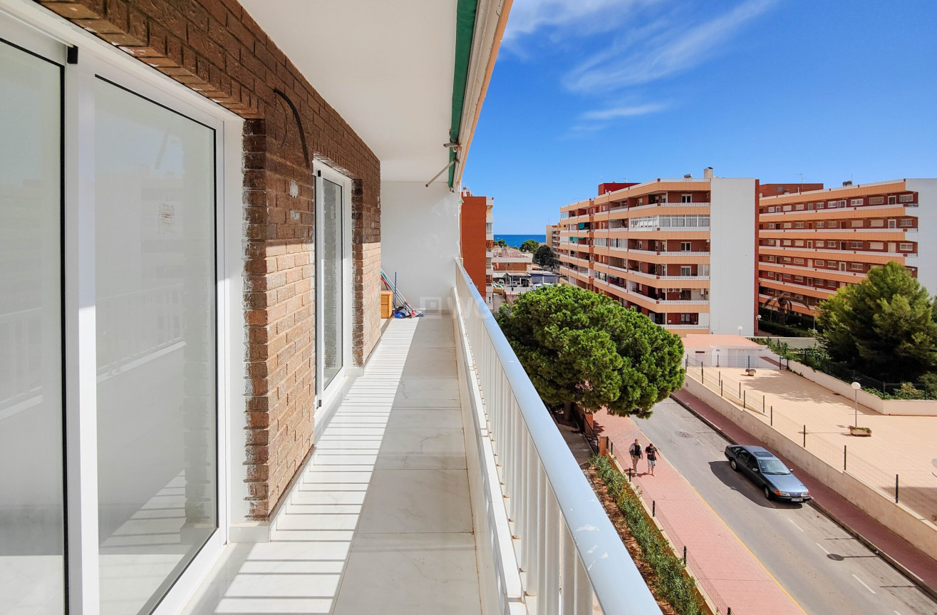 Resale - Apartment / flat - Orihuela Costa - Costa Blanca