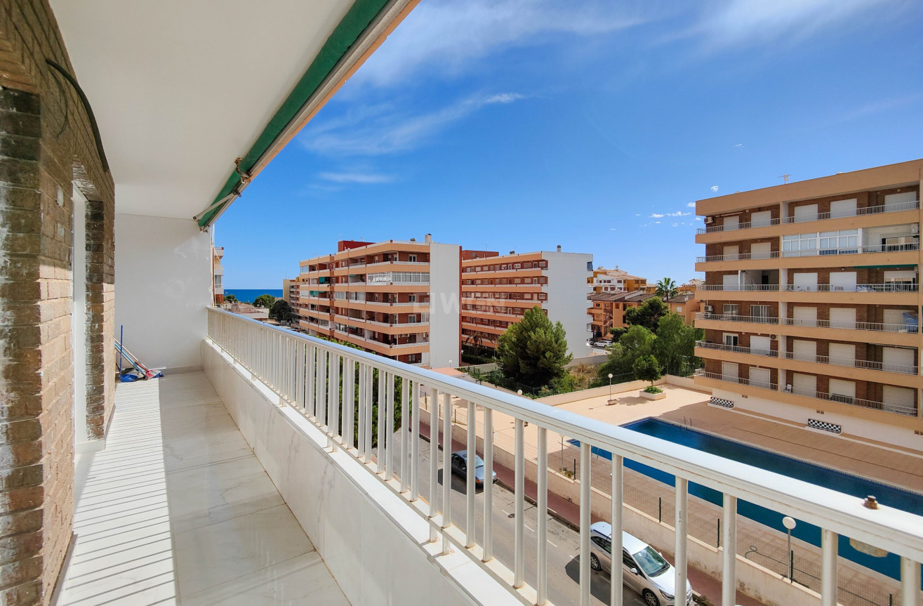 Resale - Apartment / flat - Orihuela Costa - Costa Blanca
