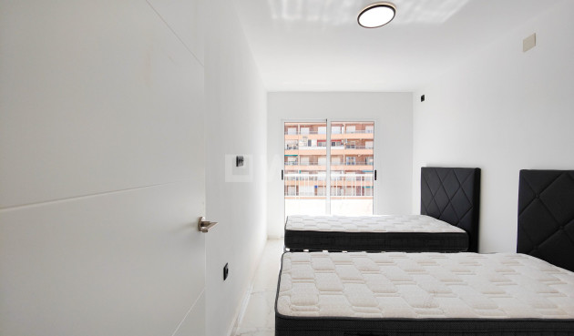 Resale - Apartment / flat - Orihuela Costa - Costa Blanca