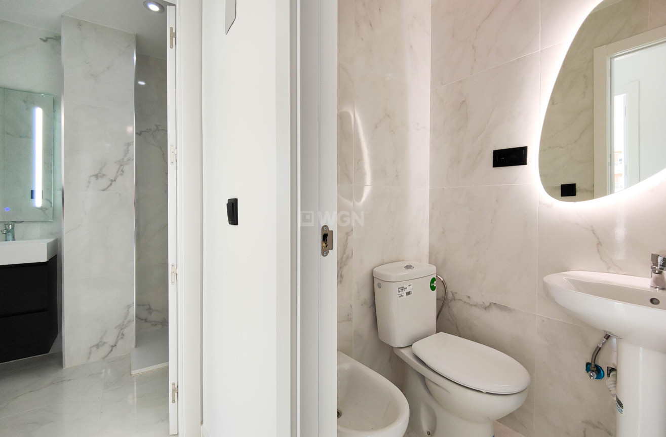 Resale - Apartment / flat - Orihuela Costa - Costa Blanca