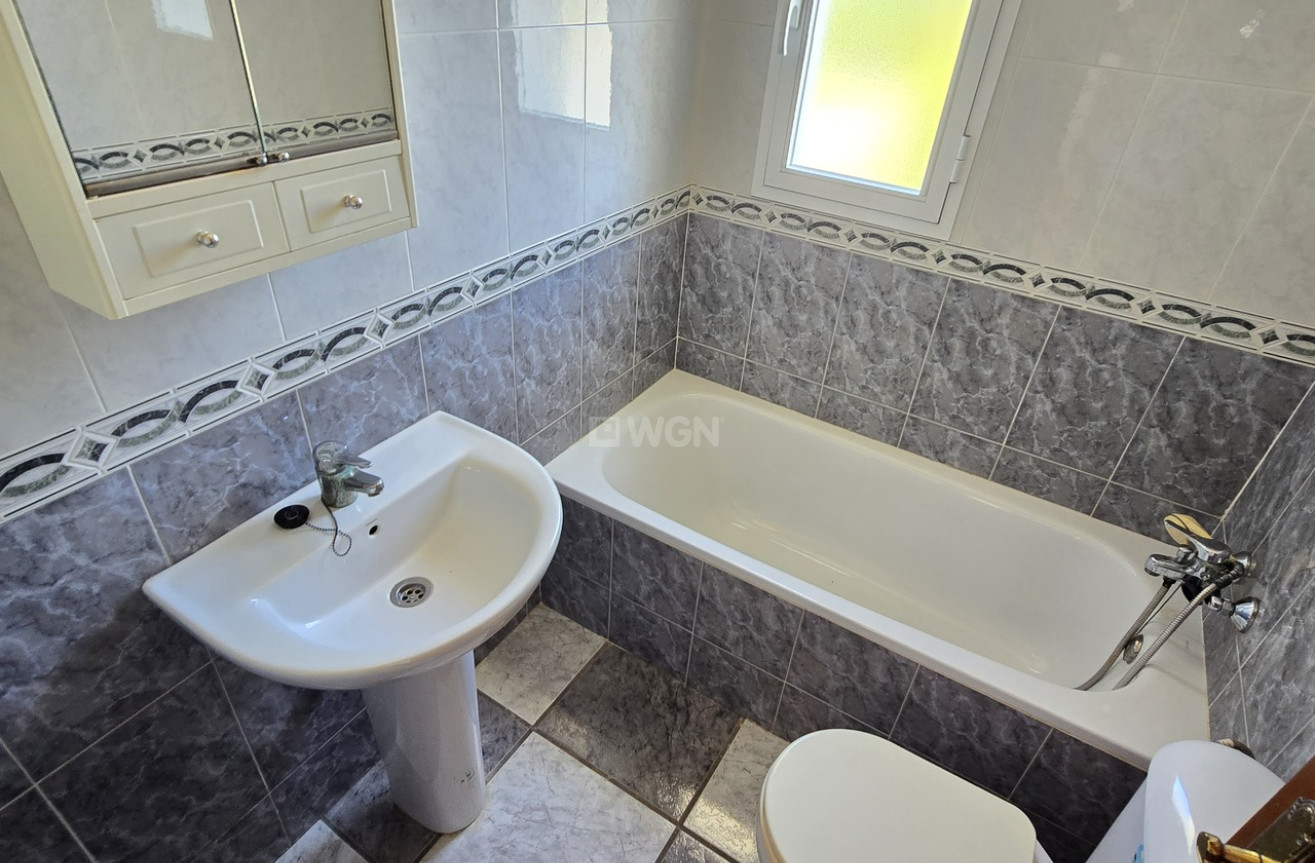 Resale - Villa - Puente De Don Manuel - Inland