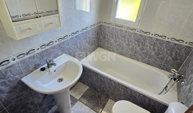 Resale - Villa - Puente De Don Manuel - Inland