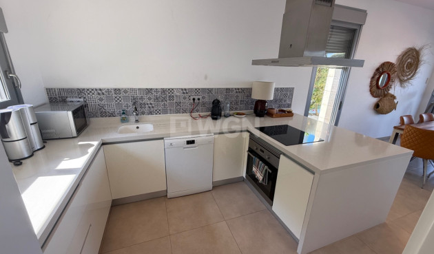 Odsprzedaż - Villa - Orihuela - Inland