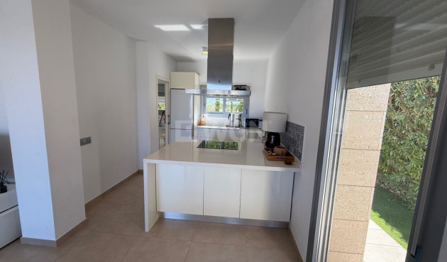 Odsprzedaż - Villa - Orihuela - Inland