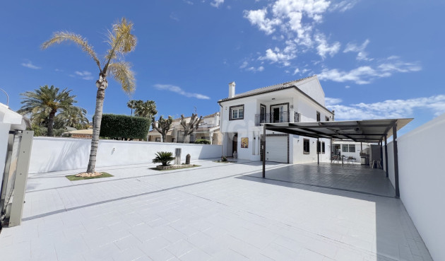 Odsprzedaż - Villa - San Javier - Costa Calida