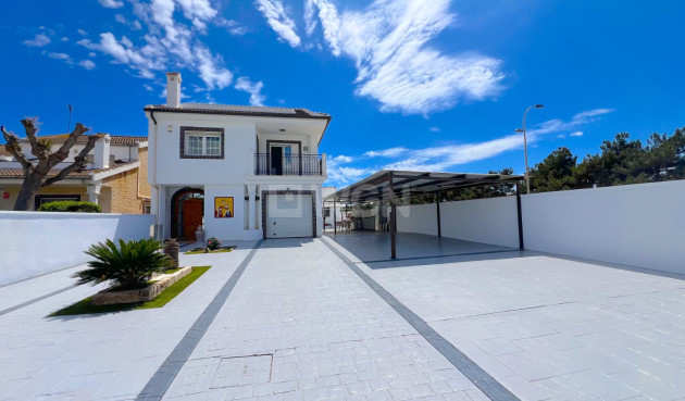 Odsprzedaż - Villa - San Javier - Costa Calida