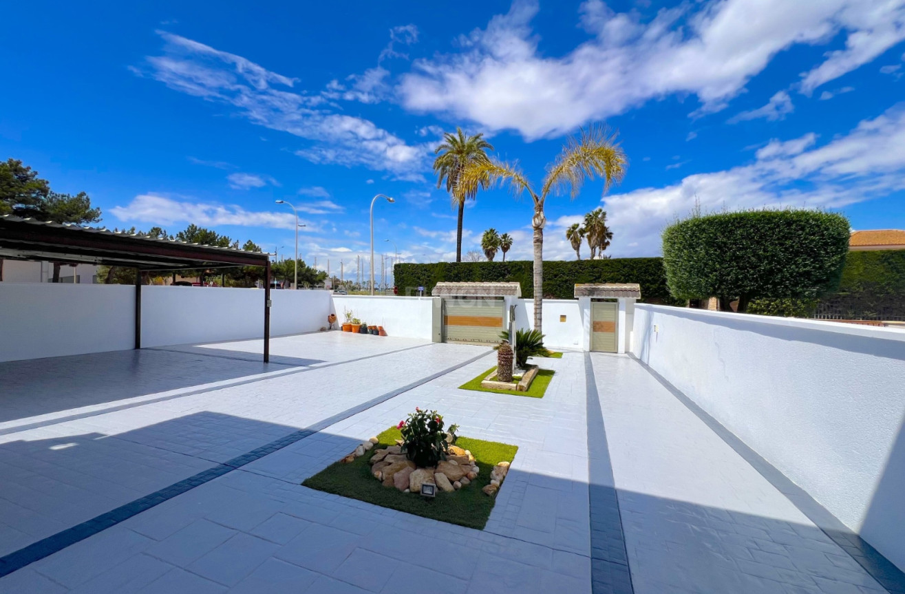 Odsprzedaż - Villa - San Javier - Costa Calida