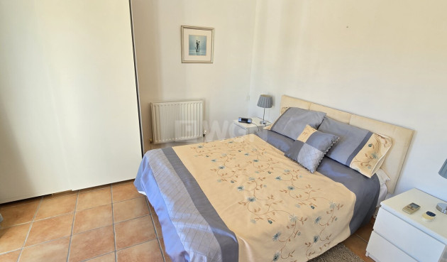 Odsprzedaż - Villa - Vinuela - Inland