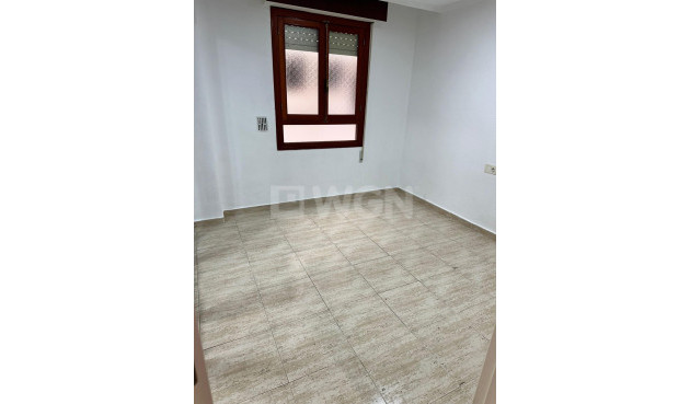 Resale - Apartment / flat - Torrevieja - El Acequión - Los Náufragos