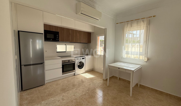 Resale - Villa - Torrevieja - Costa Blanca