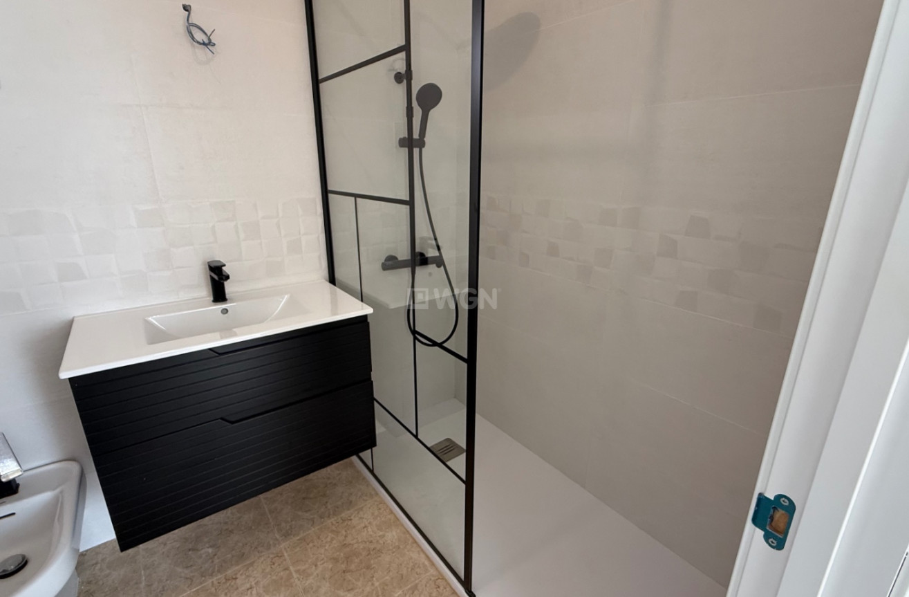 Resale - Villa - Torrevieja - Costa Blanca