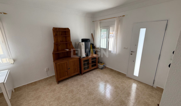 Resale - Villa - Torrevieja - Costa Blanca
