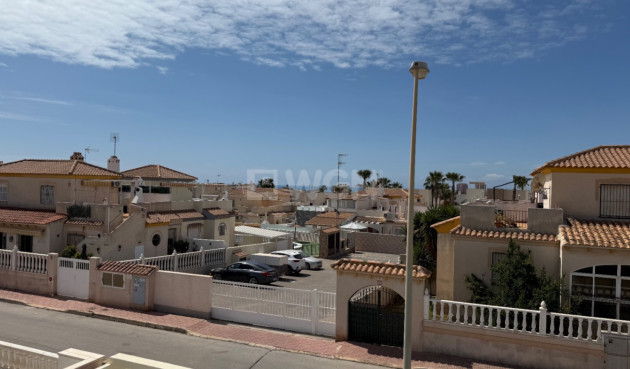 Resale - Villa - Torrevieja - Costa Blanca