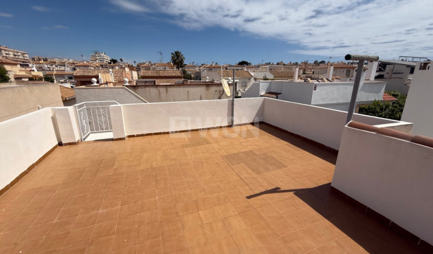 Resale - Villa - Torrevieja - Costa Blanca