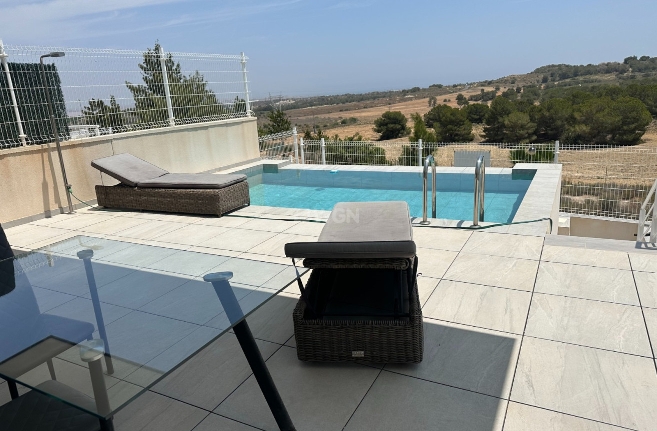 Reventa - Villa - San Miguel de Salinas - Inland