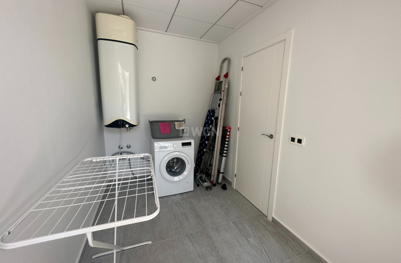 Reventa - Villa - San Miguel de Salinas - Inland