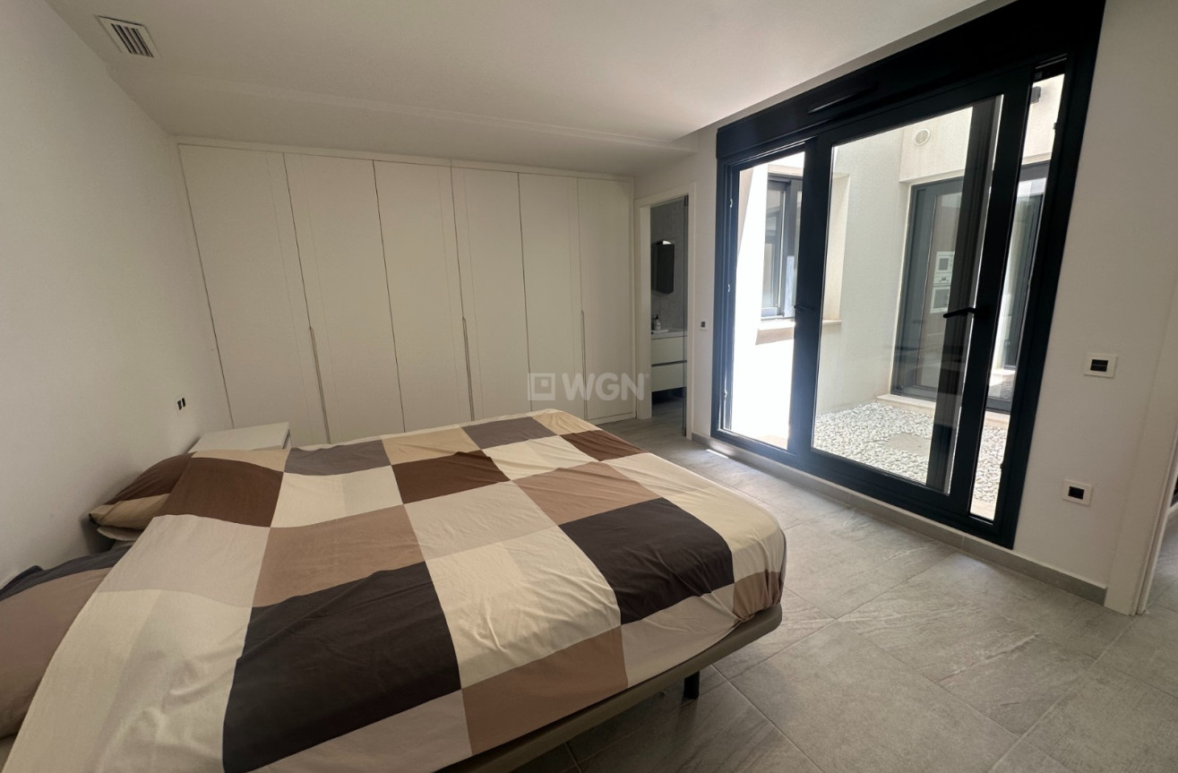 Reventa - Villa - San Miguel de Salinas - Inland